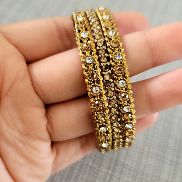 Gold Bangle Set Trio - Picture 5 of 5